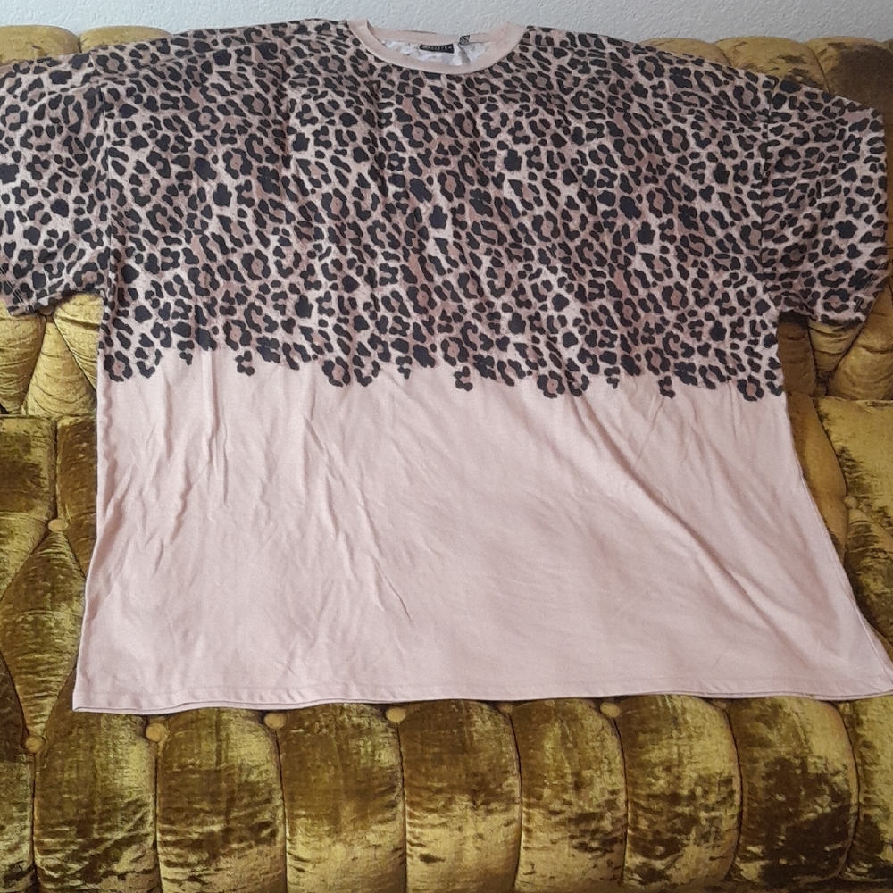 ASOS Oversized Unisex Leopard-Print Short Sleeve Tee
